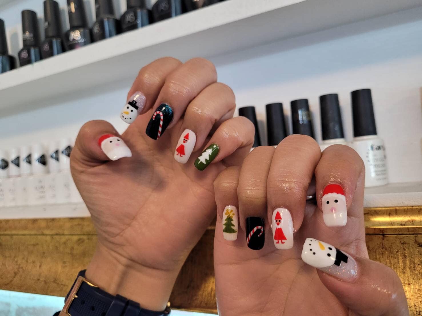 Glitter gradient nails at Wawa Nails Spa